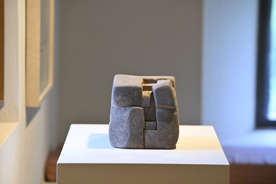 El Caserío Zabalaga recorre los años 80 de Chillida