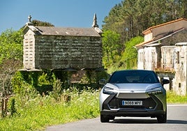TOYOTA C-HR PLUG-IN HYBRID: Trayectos cotidianos movidos por electricidad