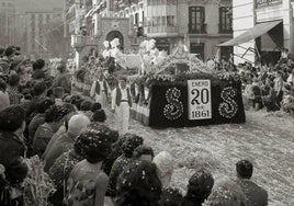 Carroza homenaje al maestro Sarriegui.