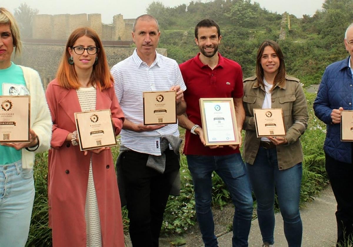 Haritz Alberdi, eskualdeko beste ordezkariekin.