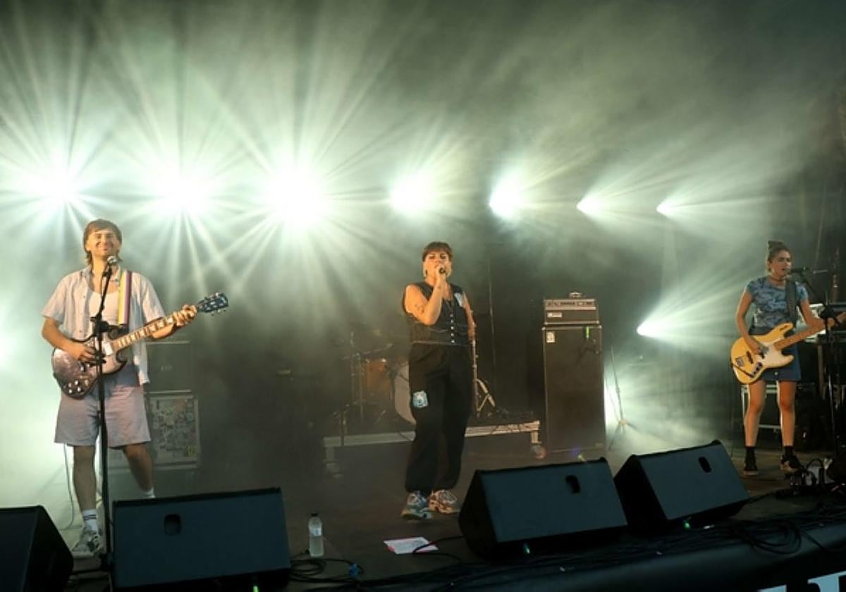 El cuarteto de Mungia, Belako, abandera el new wave de los 80.