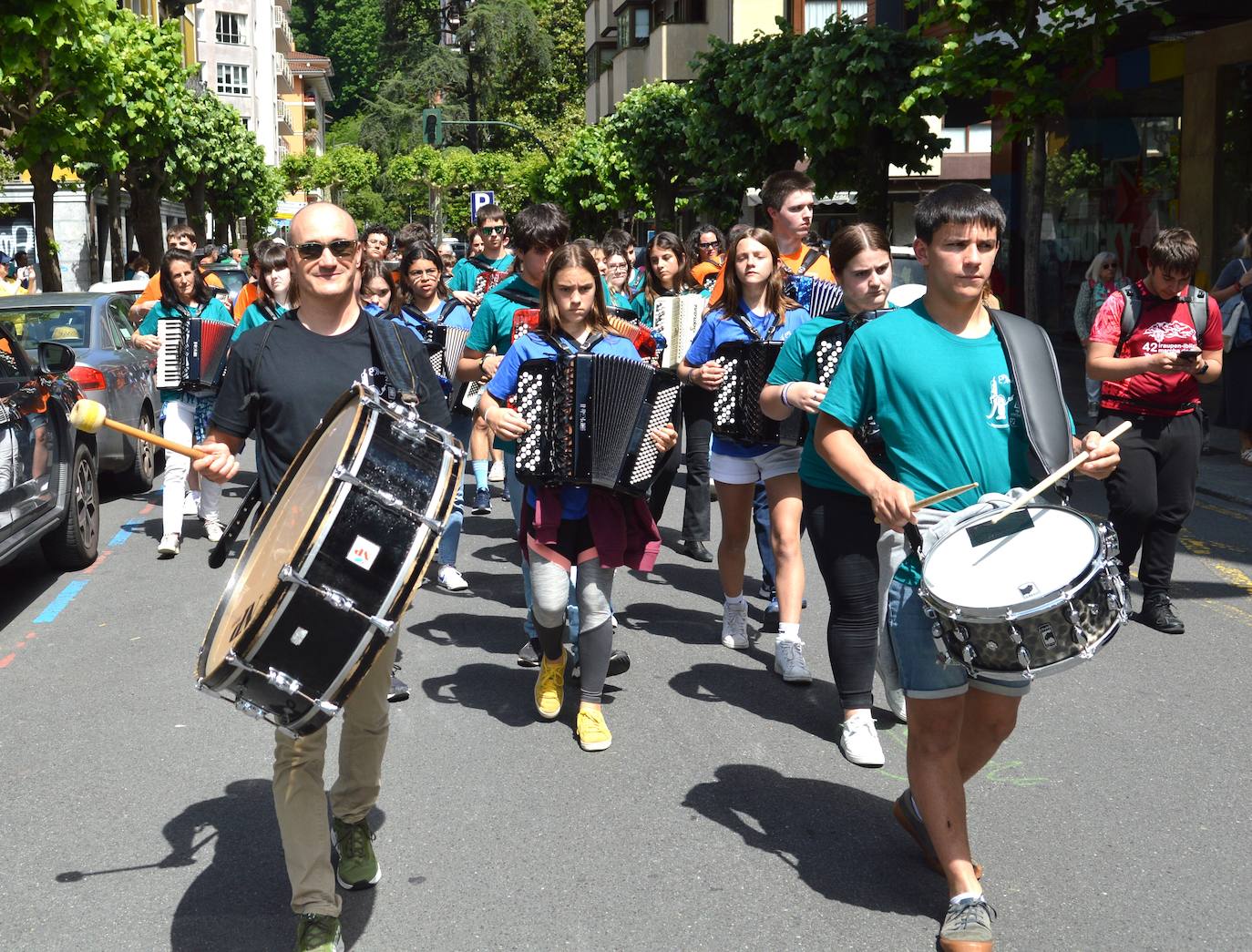 La música inunda las calles de Tolosa e Ibarra