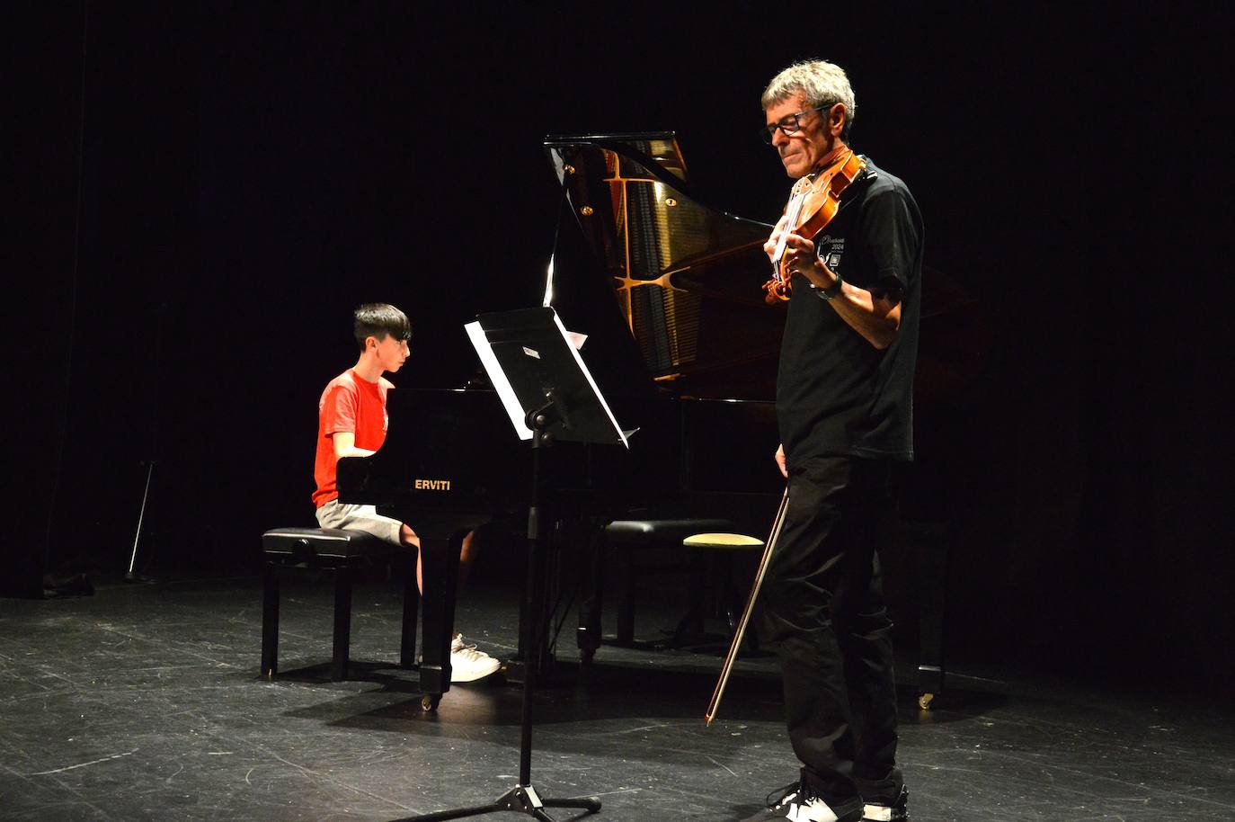 La música inunda las calles de Tolosa e Ibarra