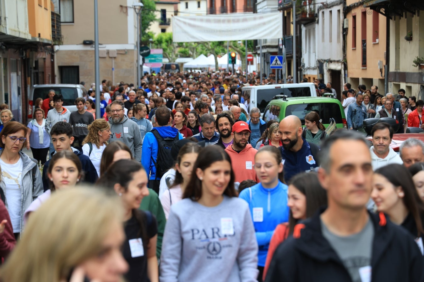 Gran ambiente en el Alardealdia