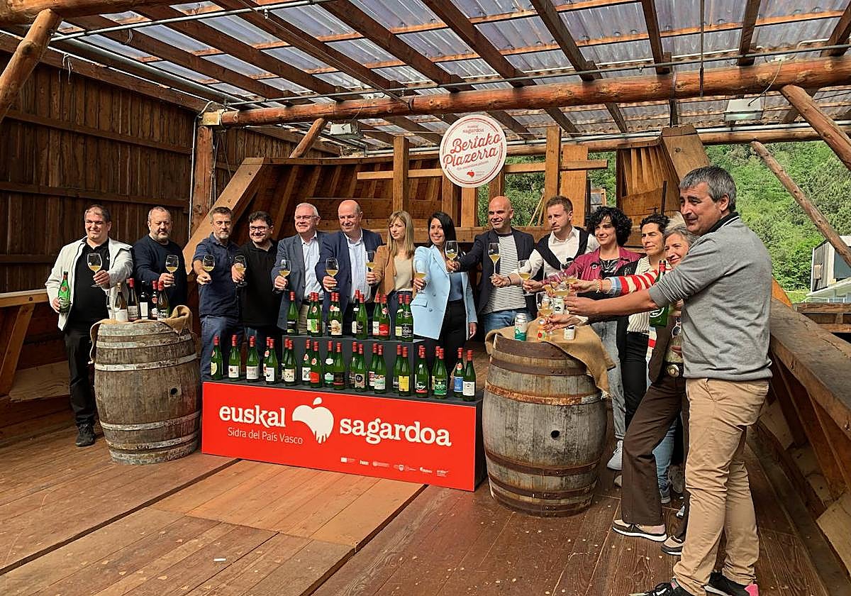 Presentación de la nueva sidra de la Cosecha 2023.
