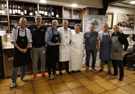 Esteban Schnell, Mikel Ormaetxea, Sergio Gurutxarri, Pedro Balerdi, Laura Juaniz, Luismi Fonseca, Gorka Leal y Javi García.