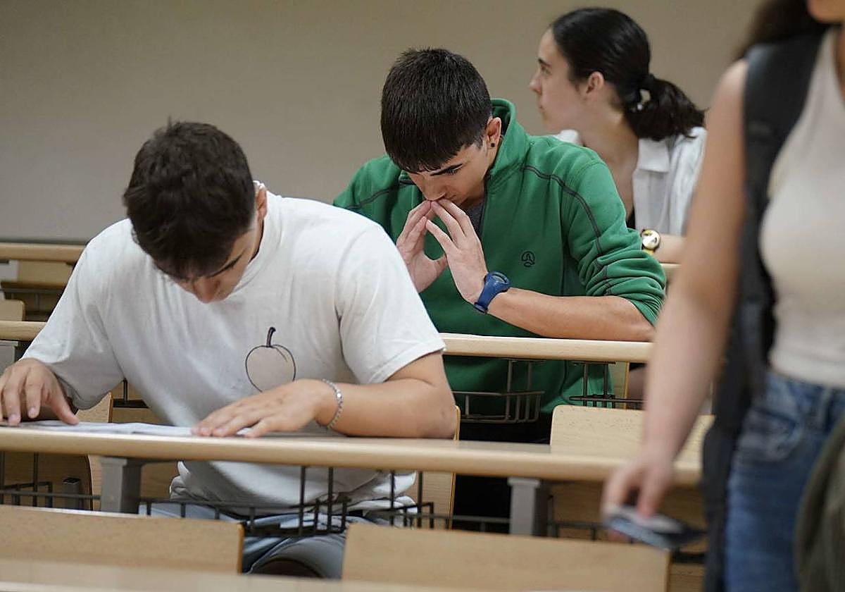 Imagen de archivo del examen de Selectividad del año pasado.