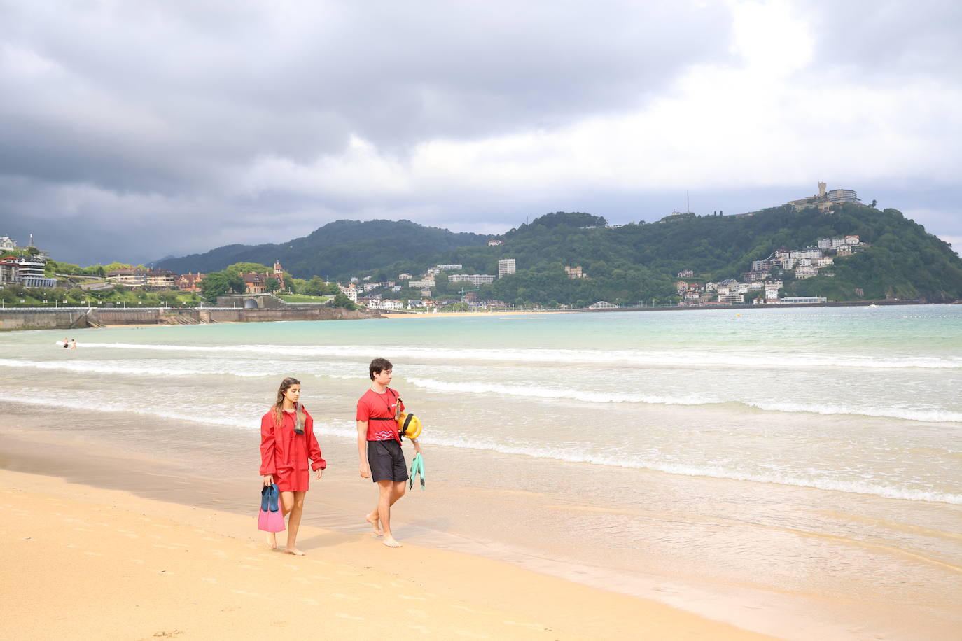 El arranque de la temporada de playas, en imágenes