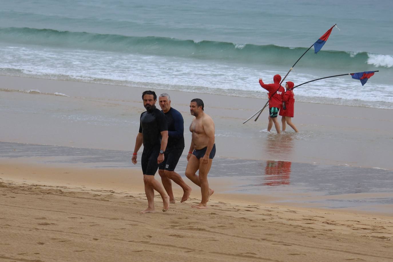 El arranque de la temporada de playas, en imágenes
