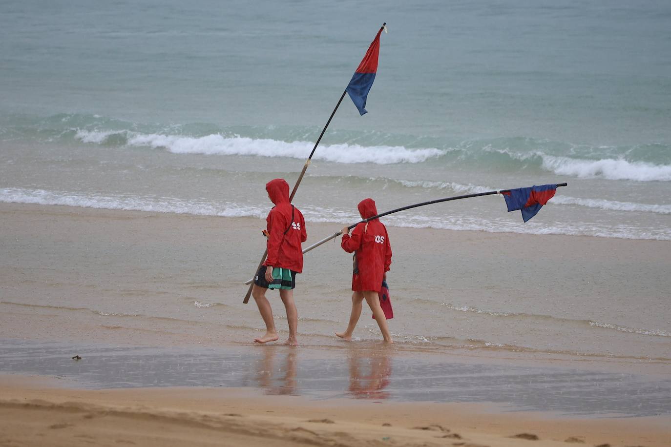 El arranque de la temporada de playas, en imágenes