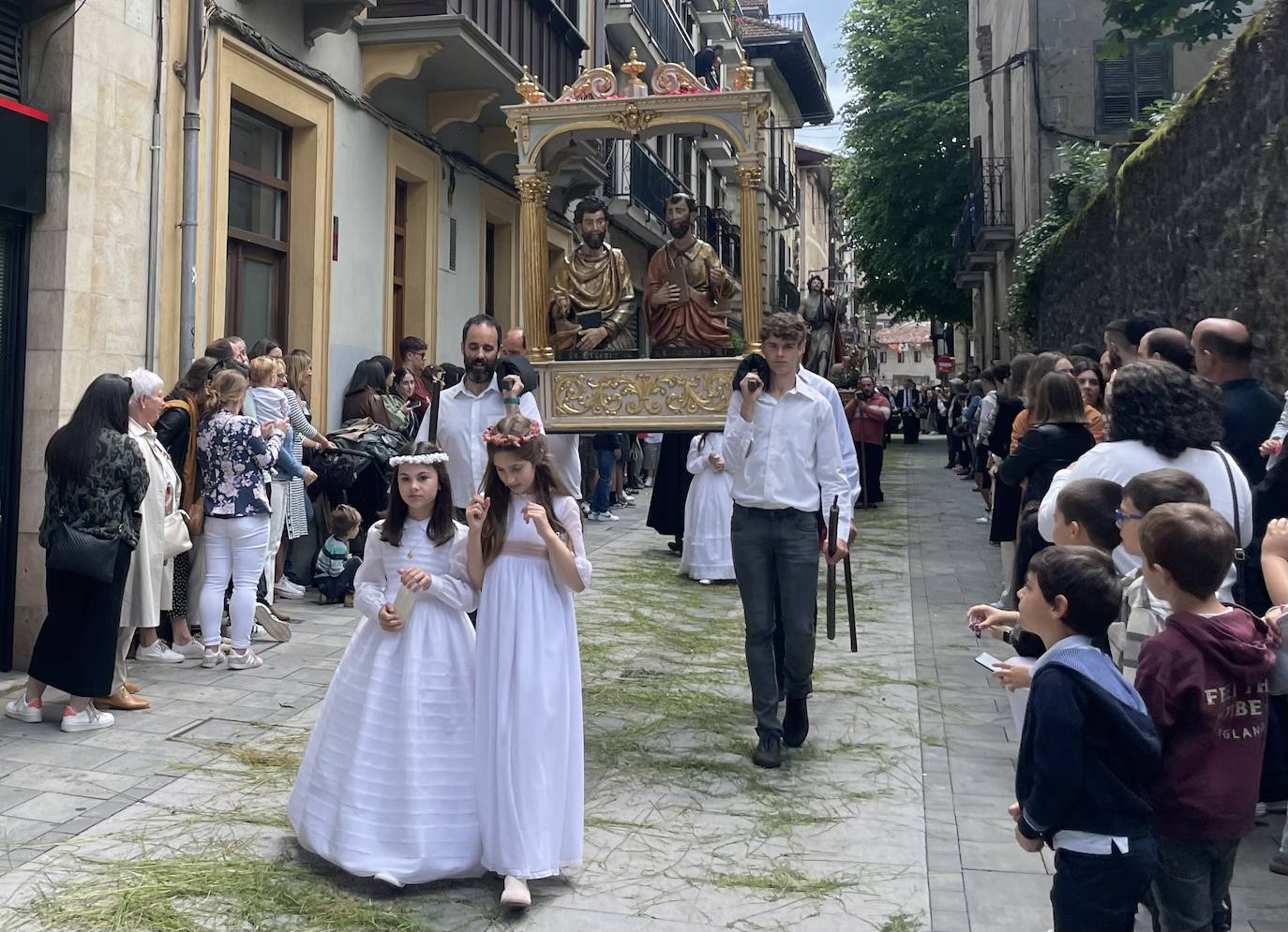 Multitudinario y emotivo Corpus Christi