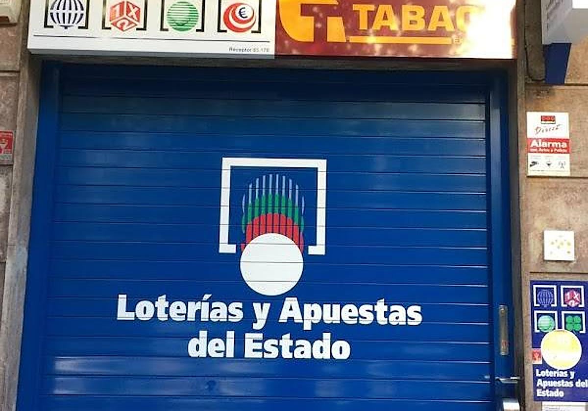 Vista de la admininistración de lotería ubicada en la calle Felipe IV de la capital guipuzcoana.