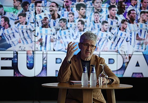 Roberto Olabe, director de fútbol de la Real Sociedad, durante su comparecencia de este martes.