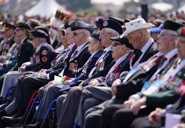 Un emotivo homenaje al Desembarco de Normandia en su 80 aniversario