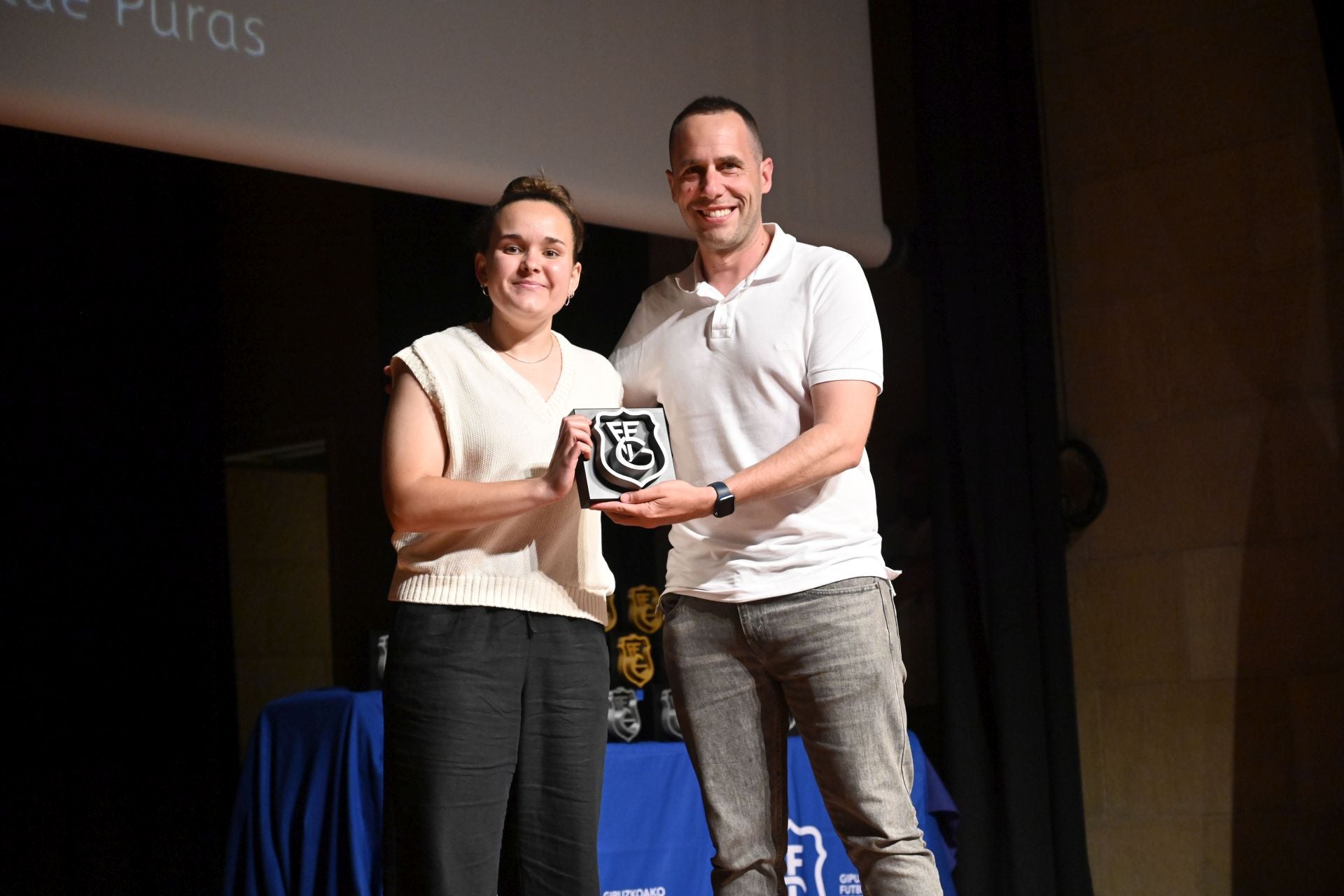 Los 27 premiados en la Gala del Fútbol Guipuzcoano