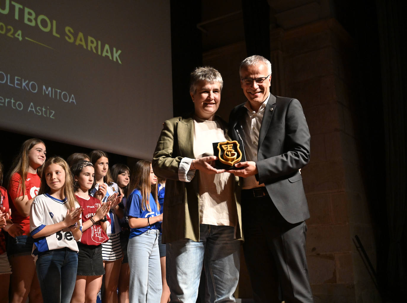 Los 27 premiados en la Gala del Fútbol Guipuzcoano