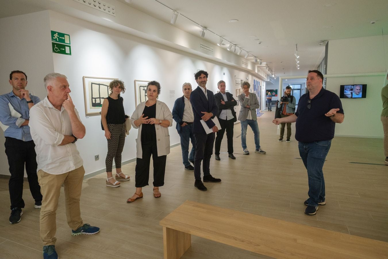 Una colección con obras de Chillida, Miró, Picasso y Balenciaga