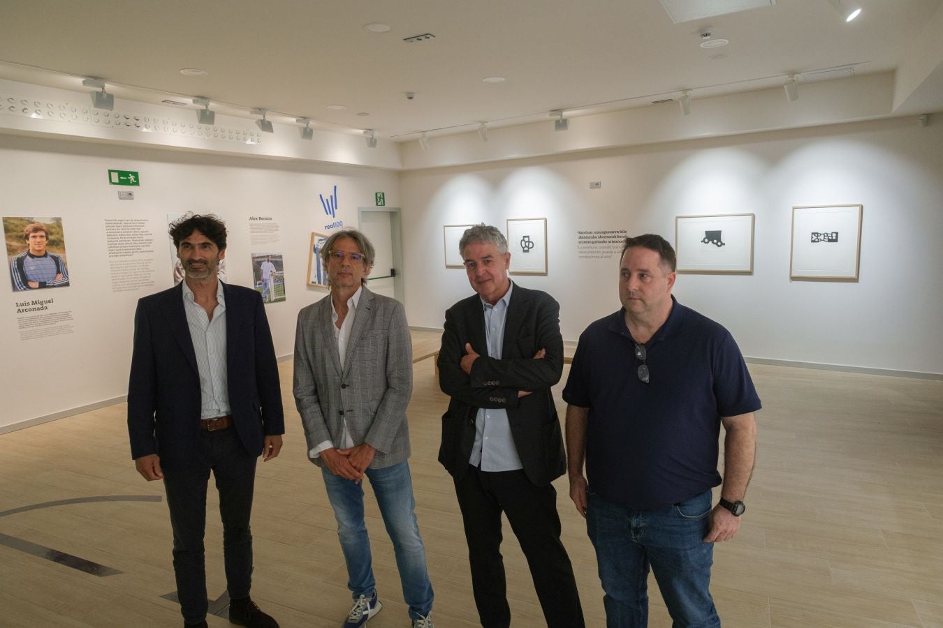 Una colección con obras de Chillida, Miró, Picasso y Balenciaga