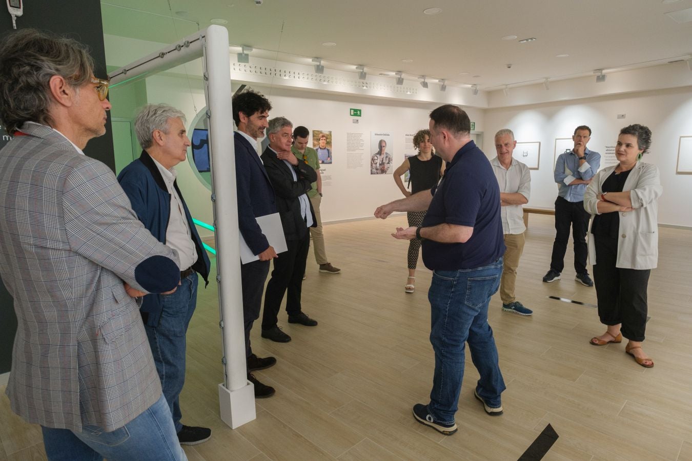 Una colección con obras de Chillida, Miró, Picasso y Balenciaga