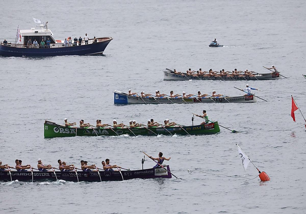 El inicio de una bandera de remo, en una foto de archivo.