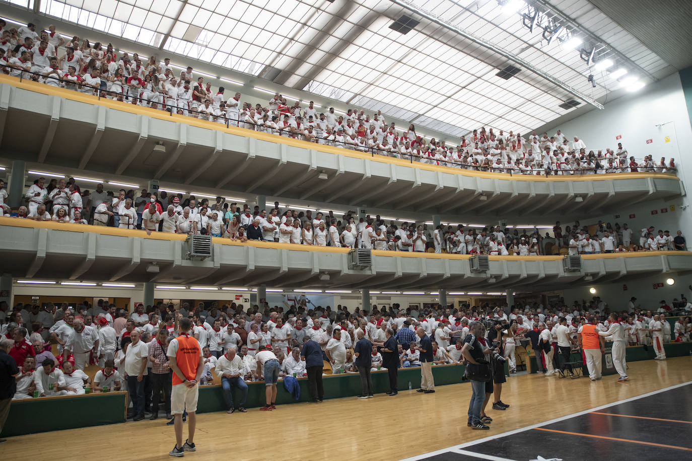 El Labrit, lleno hasta la bandera durante un festival de San Fermín