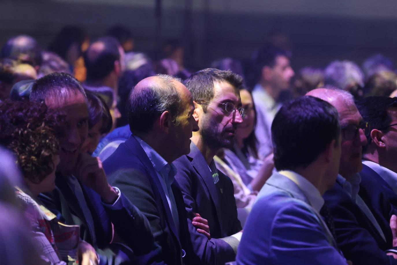 Respaldo institucional, económico y social en el acto de presentación