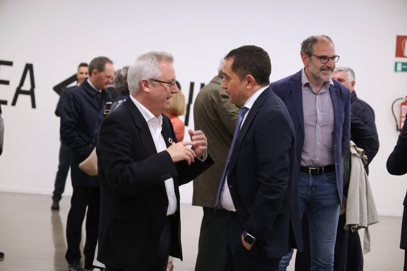 Respaldo institucional, económico y social en el acto de presentación