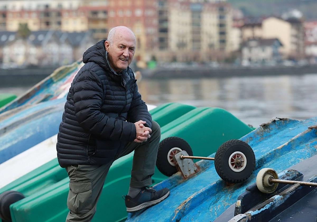 Javier Busto se retira de la dirección de coros después de 54 años, pero no de la música.