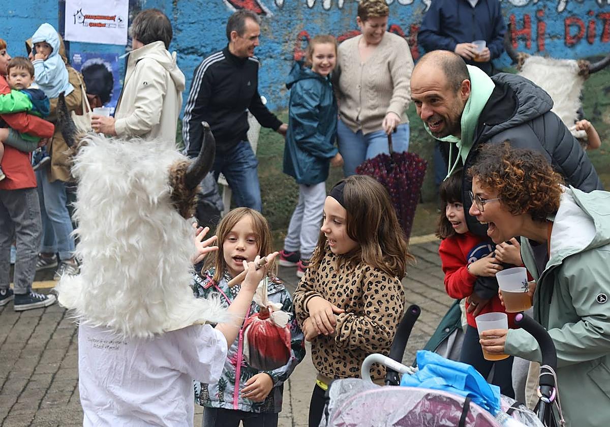 Pistoletazo de salida a las fiestas de Gaztaño