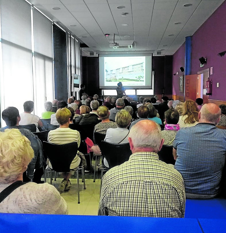 Presentación del proyecto del hogar a las personas mayores.