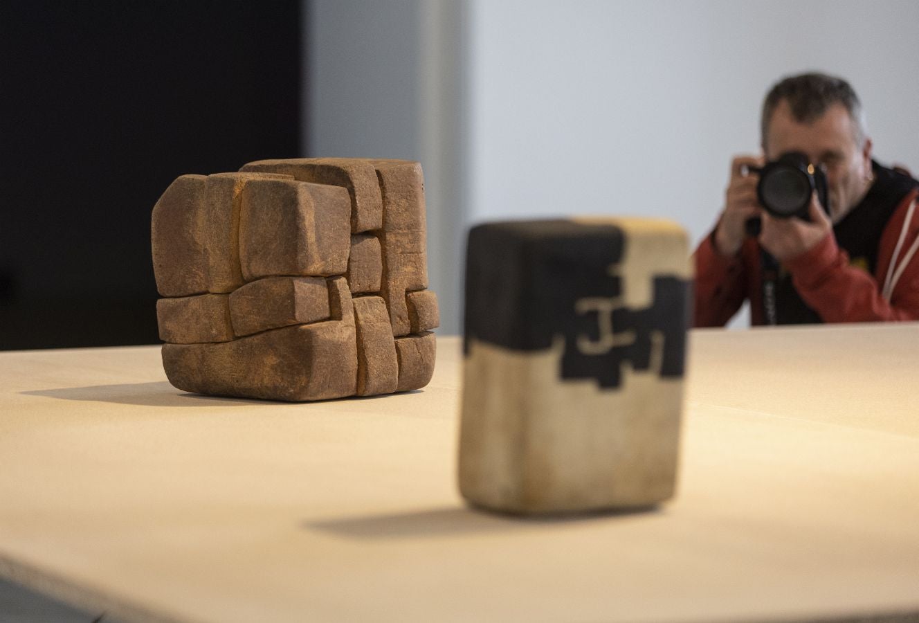 Chillida en Tabakalera: un diálogo entre generaciones