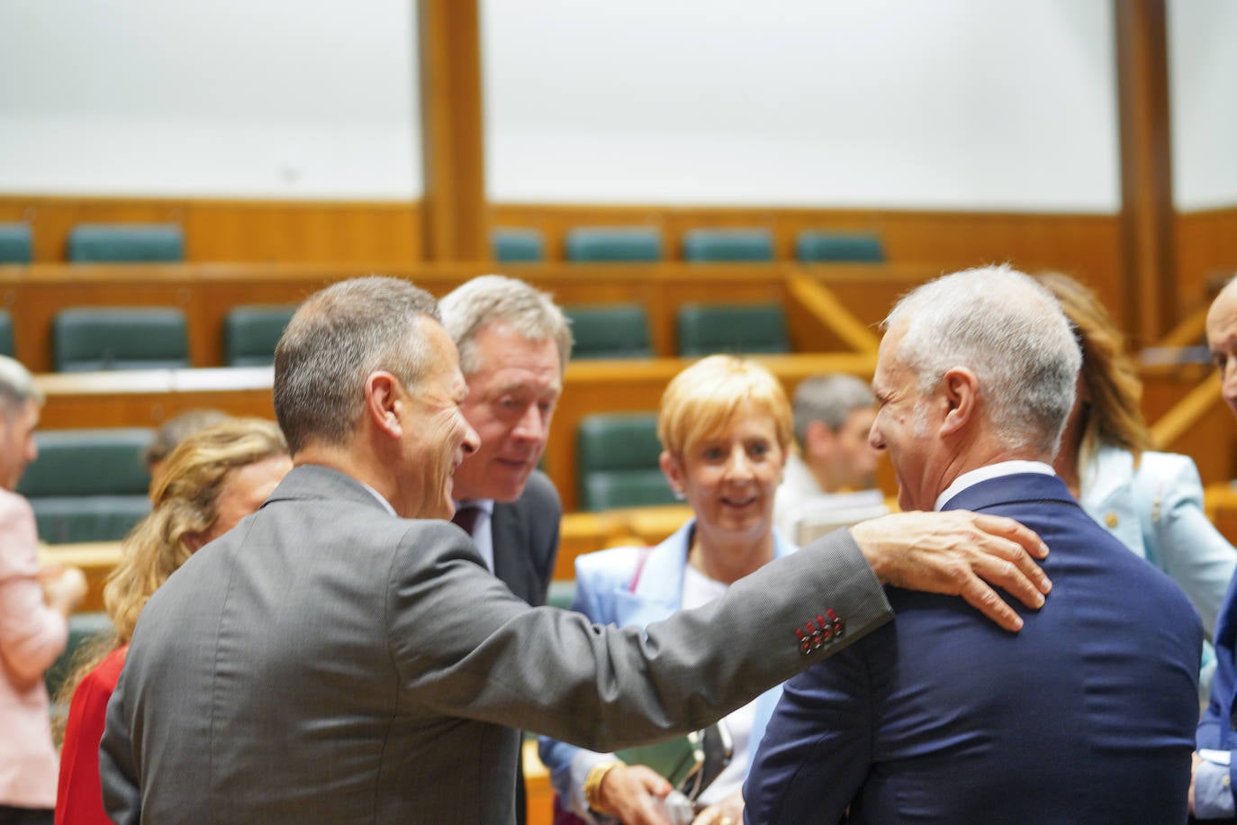 Las imágenes de la sesión de investidura