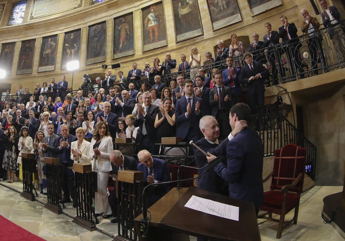 Acto de jura y toma de posesión de Imanol Pradales como lehendakari