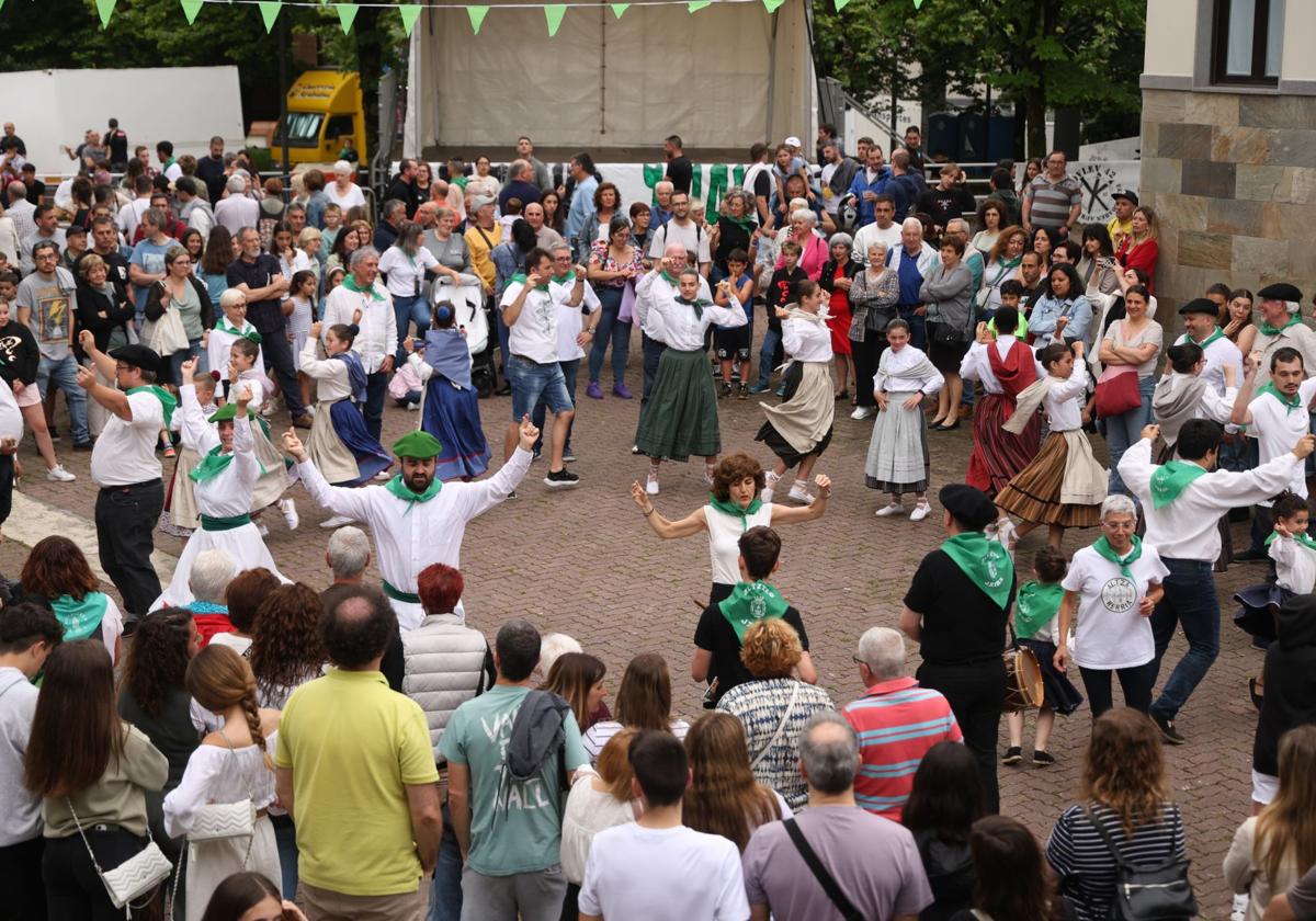 Arrancan las fiestas de Alza