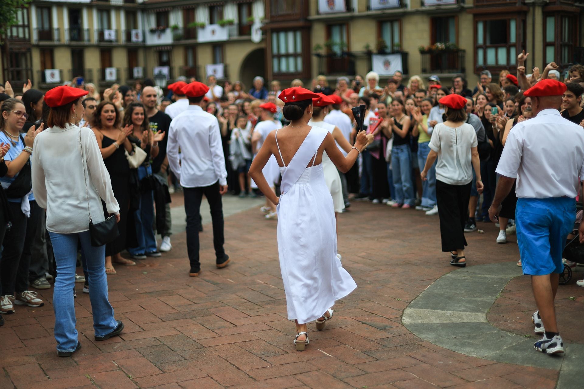 «Mostremos cómo convergen tradición, igualdad y celebración