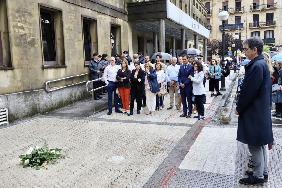 Donostia rinde tributo a la memoria de Manuel Orcera