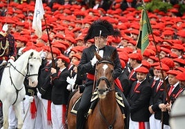 Asier Etxepare se estrenó como general y vivió gran sentimiento en el momento de cumplir el Voto hecho a San Marcial.