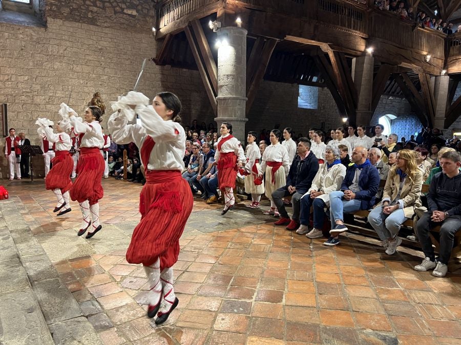 Ezpata Dantza a la Virgen en Zumarraga