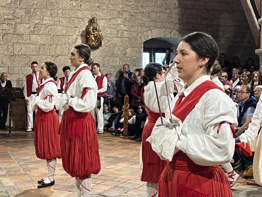 Ezpata Dantza a la Virgen en Zumarraga