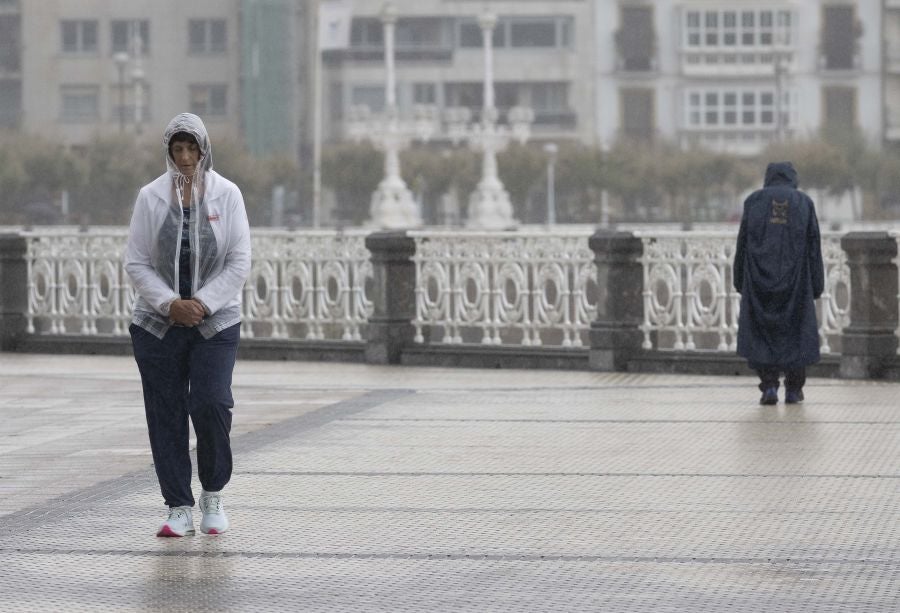 Julio arranca gris y lluvioso