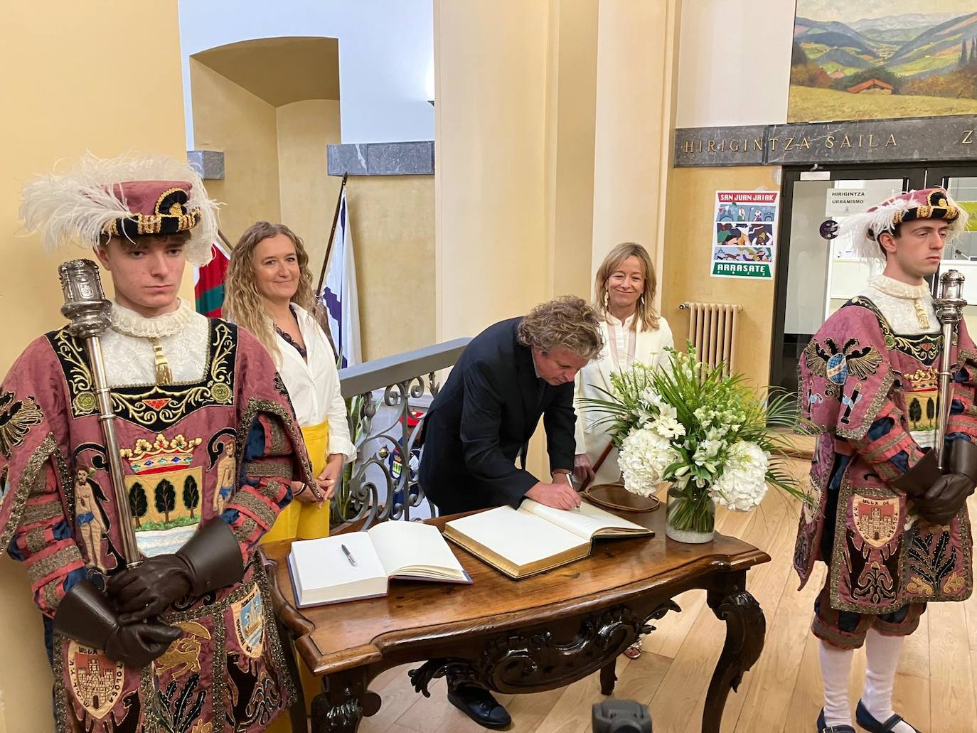 Arrasate acoge el Pleno itinerante de las Juntas Generales