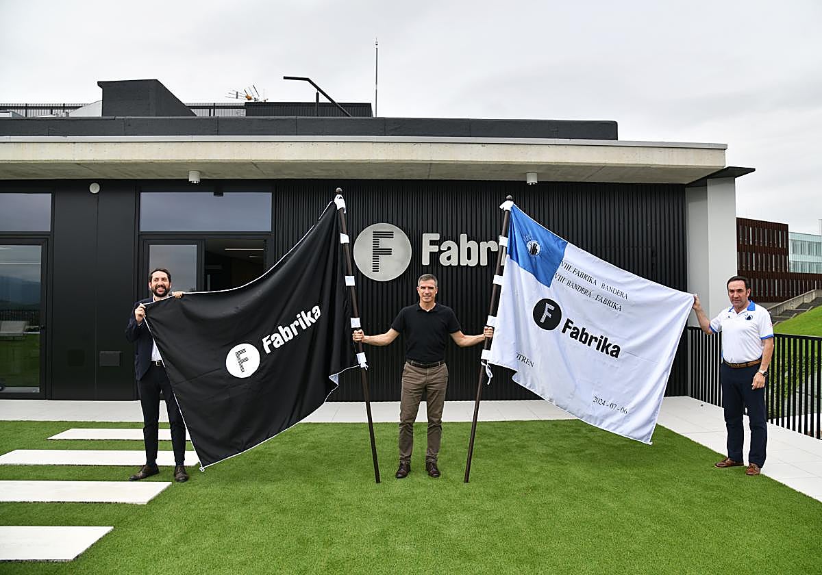 Iñaki Gabarain, Juan Mancisidor y Alberto López esta mañana en la presentación en Fabrika.