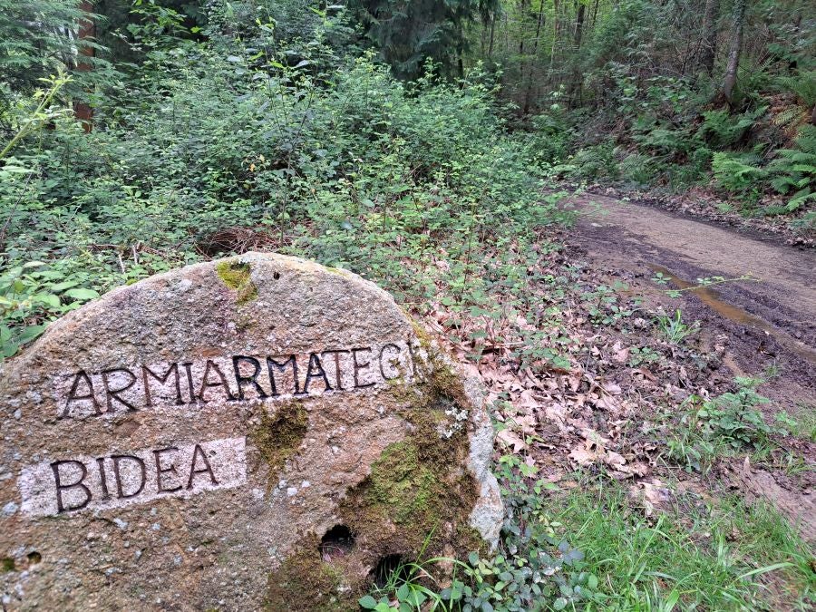 Paseo hasta la cima de Andatza