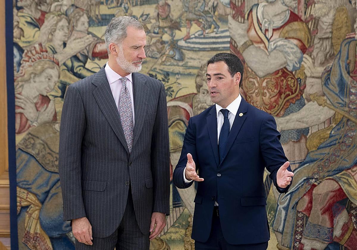 El Rey Felipe VI recibió este lunes al lehendakari, Imanol Pradales, en el Palacio de La Zarzuela.