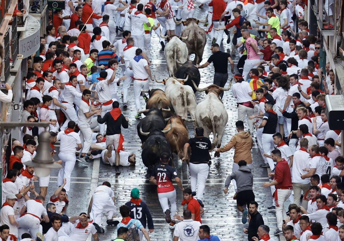 Imagen del primer encierro de San Fermín, el pasado domingo 7 de julio.