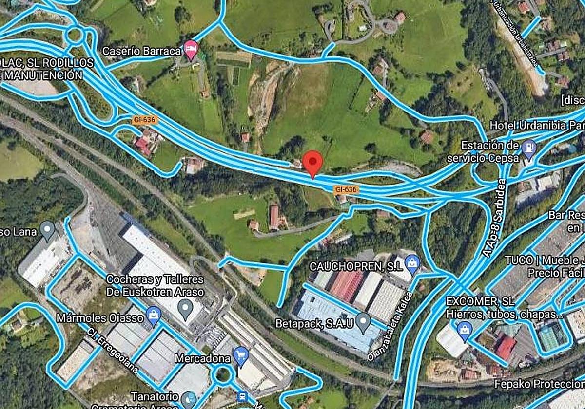 Un motorista trasladado al Hospital Donostia tras sufrir un accidente en Hondarribia