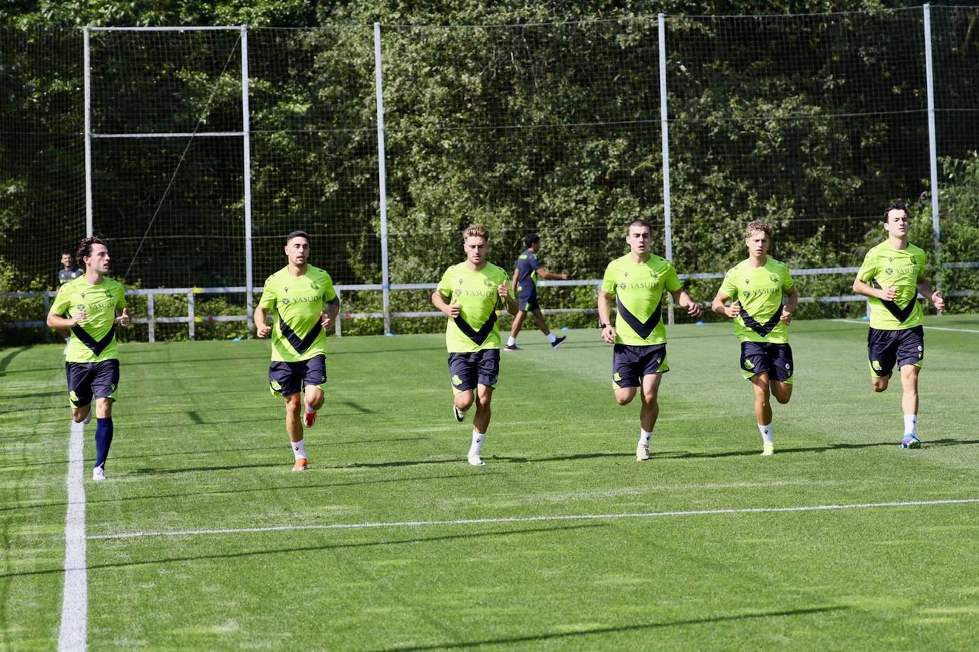 El equipo completa su primera jornada de trabajo