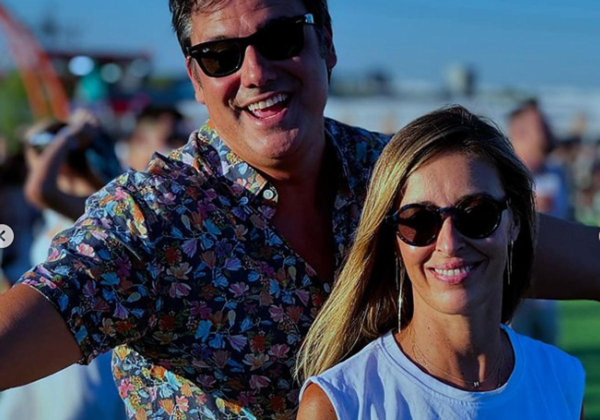 Ion Aramendi y María Amores, en una imagen reciente de sus redes sociales.