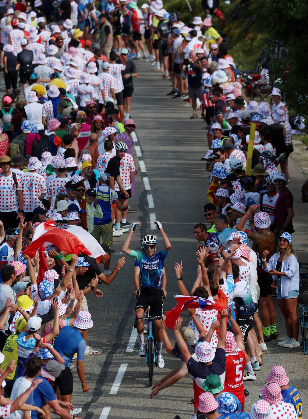 Las mejores imágenes de la 15ª etapa del Tour de Francia