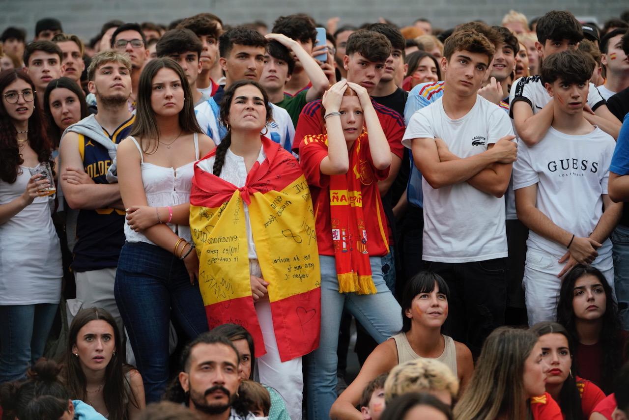 Las imágenes del ambiente para ver la final de la Eurocopa en Anoeta